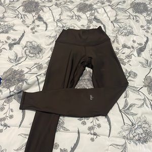 Alo yoga airlift legging espresso